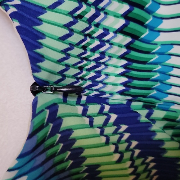 Blue and Green Patterned Midi Dress - Picture 4 of 7